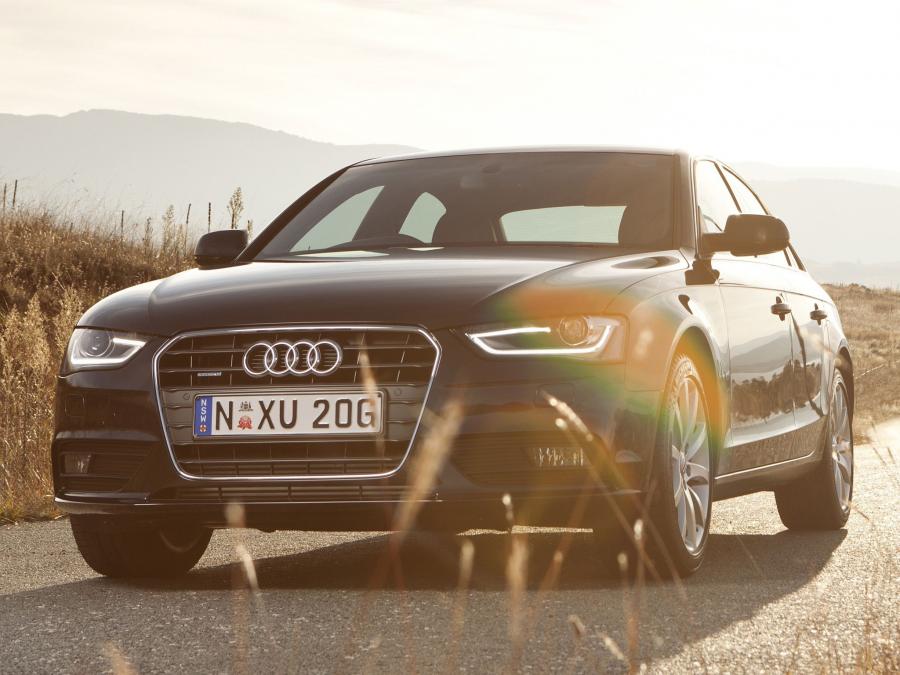  Audi A4 3.0 TDI Quattro Sedan (B8, 8K) 2012 года  (AU) (фото 6 из 9)